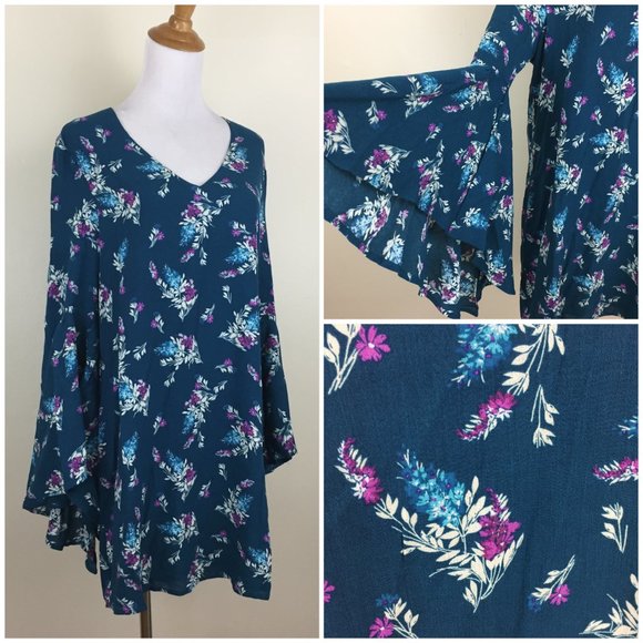 NWT WAYF Blue Multi-Color Floral Print Long Bell Sleeve V Neck Dress - Picture 1 of 10